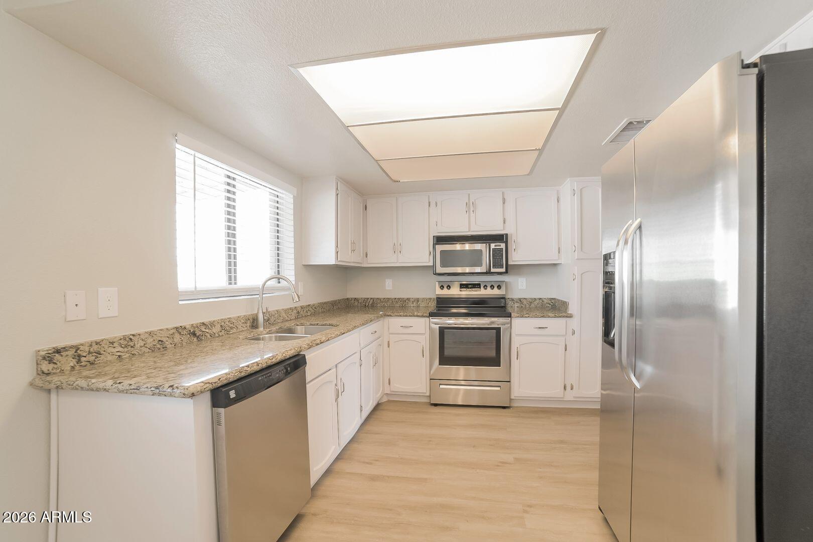 5006 W TORREY PINES Circle