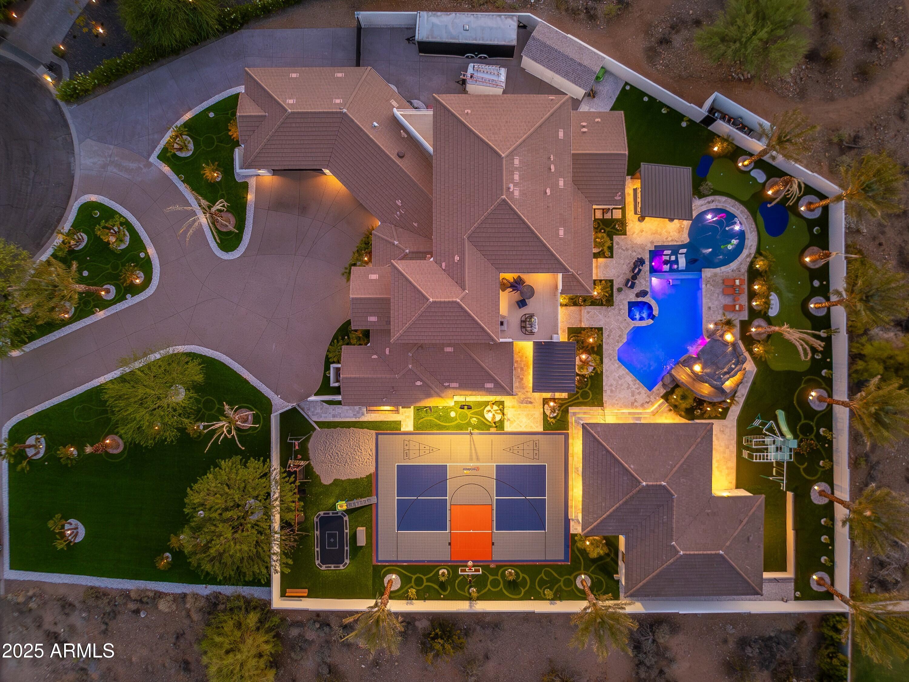 12324 E SHANGRI LA Road