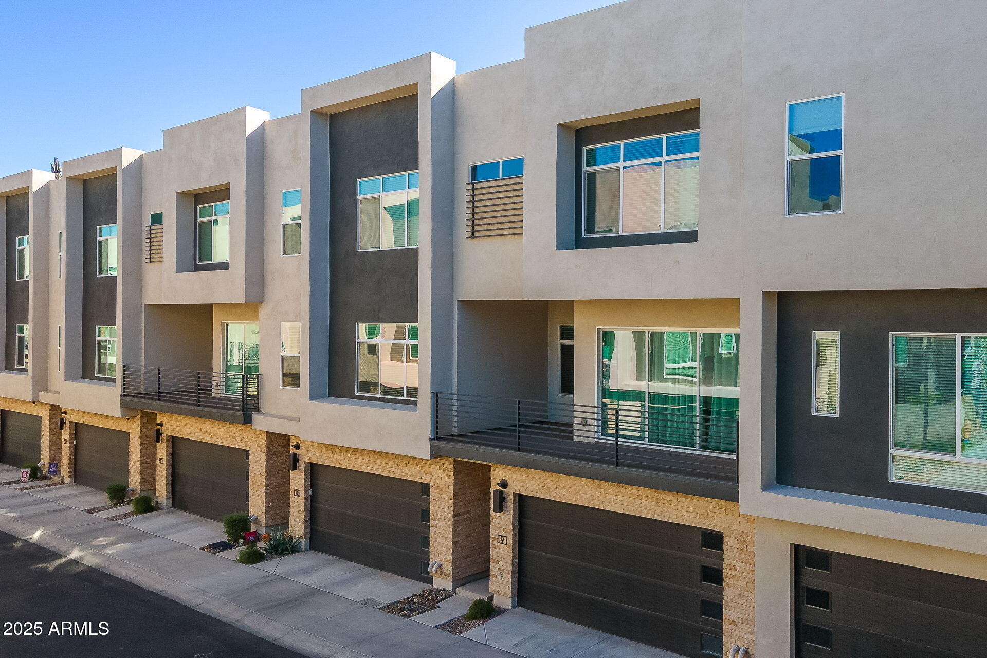 6850 E MCDOWELL Road 9