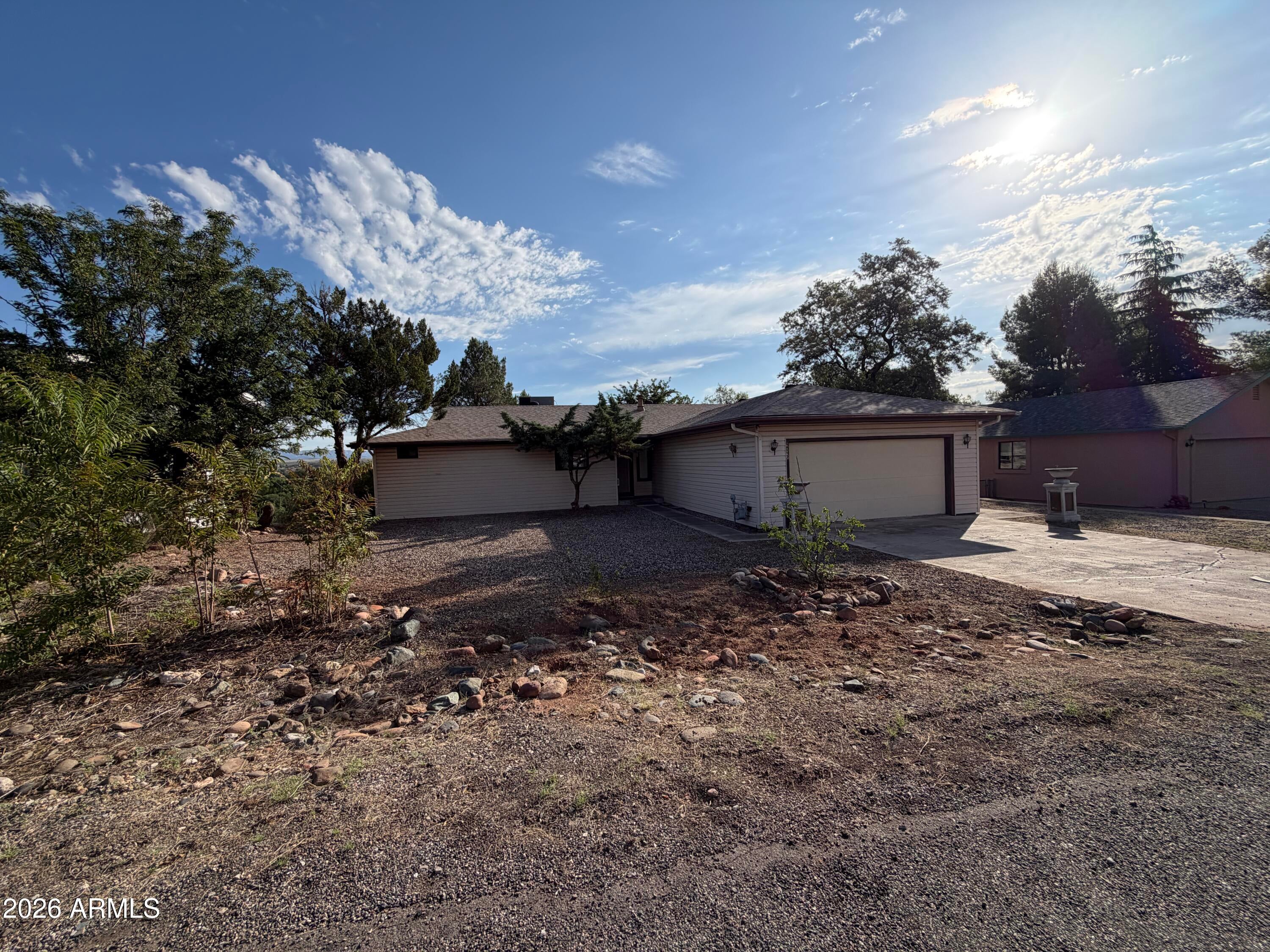 4042 E Pueblo Road
