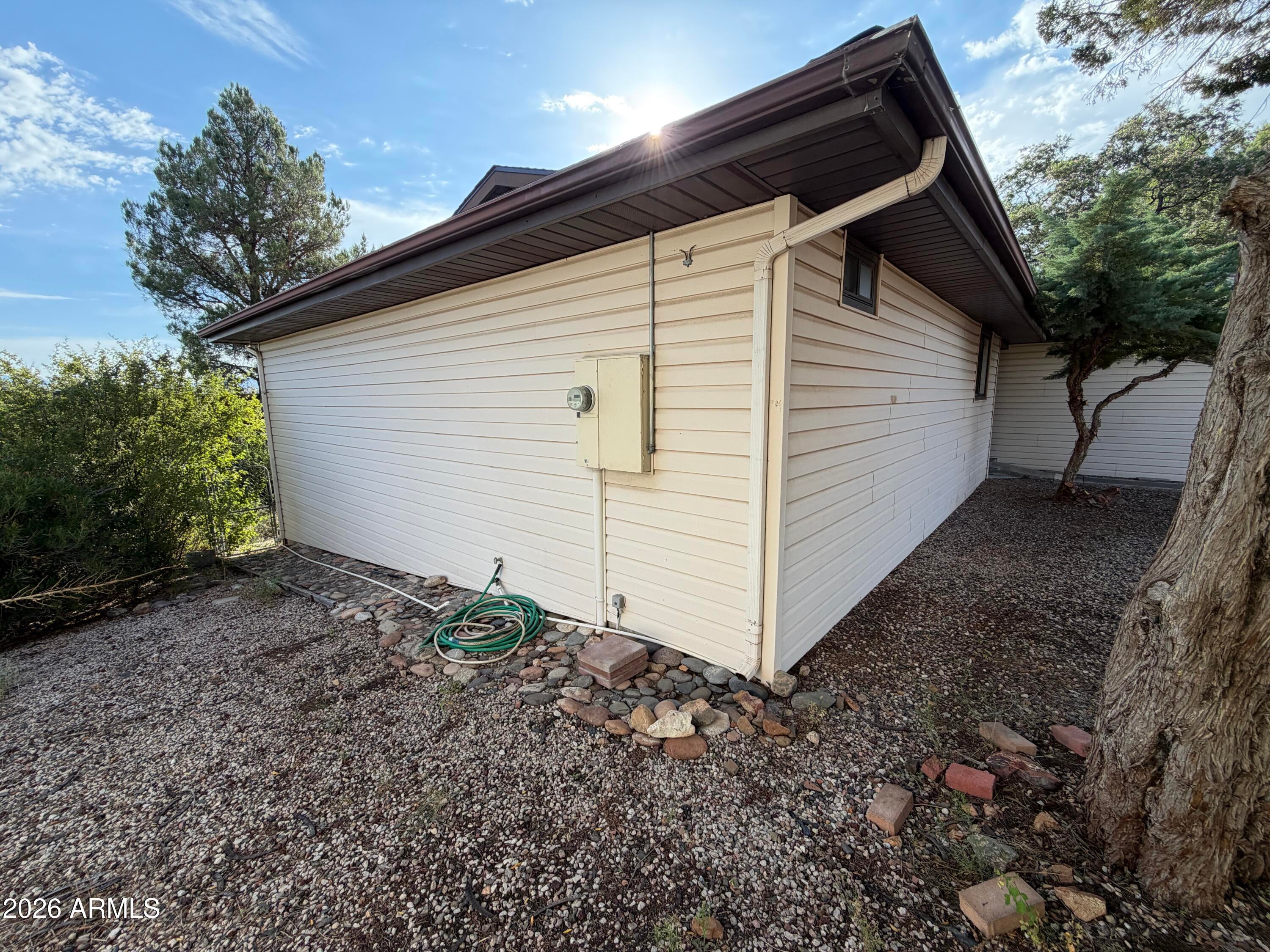 4042 E Pueblo Road