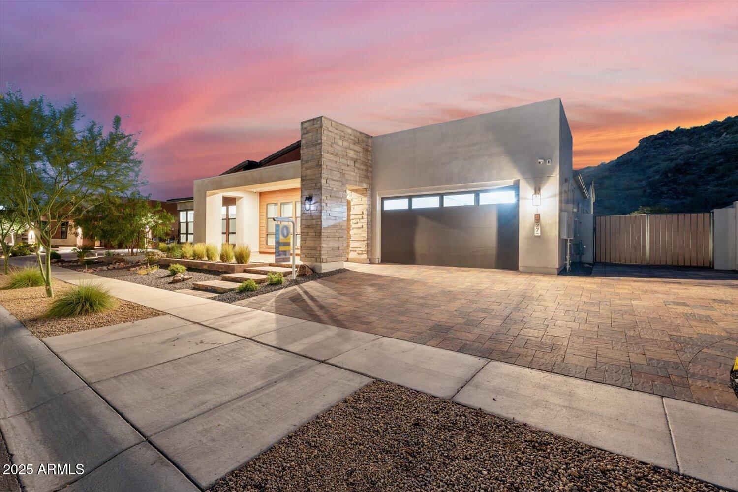 9527 S 13TH Way