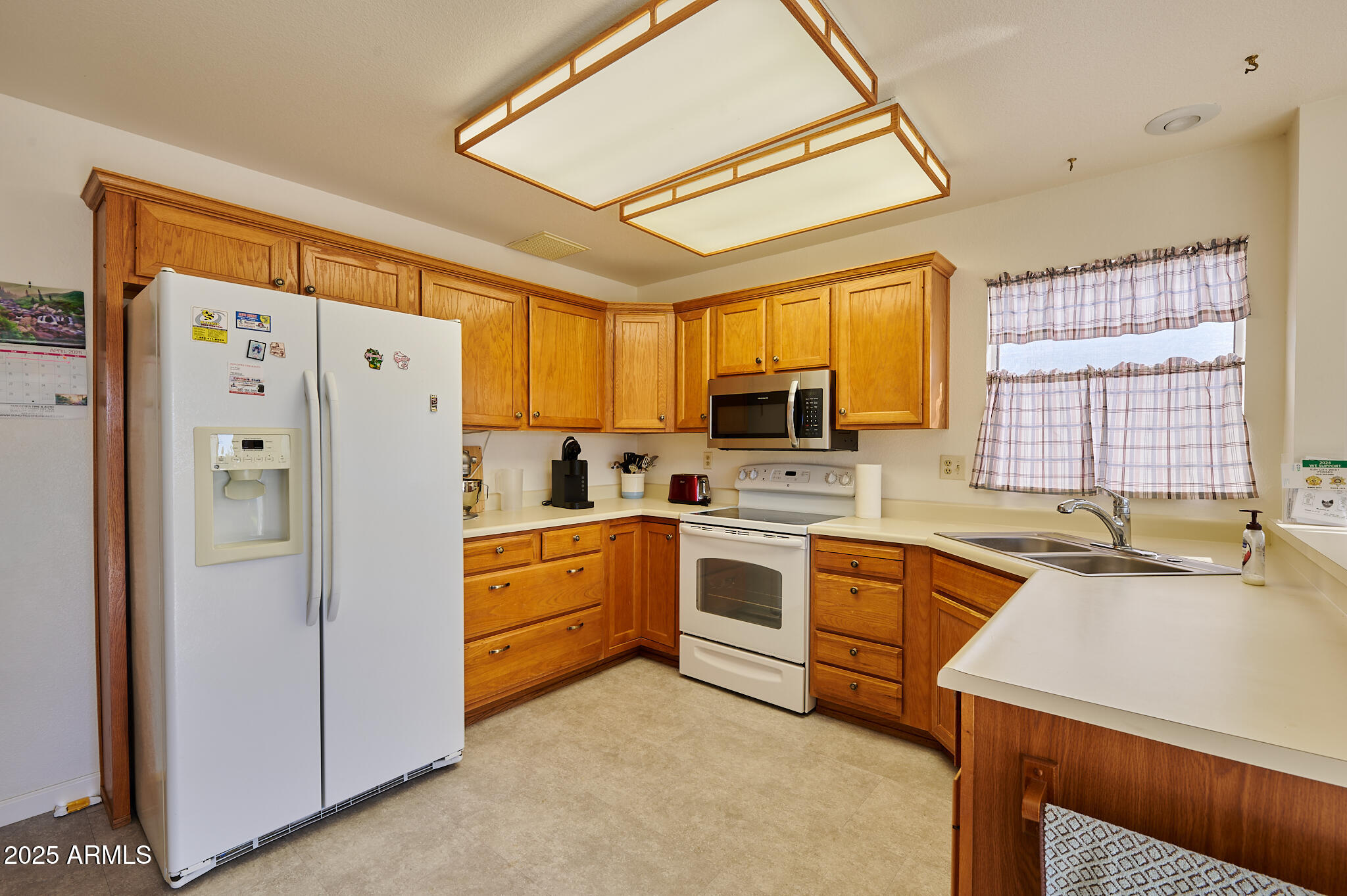 20202 N MEDALLION Court