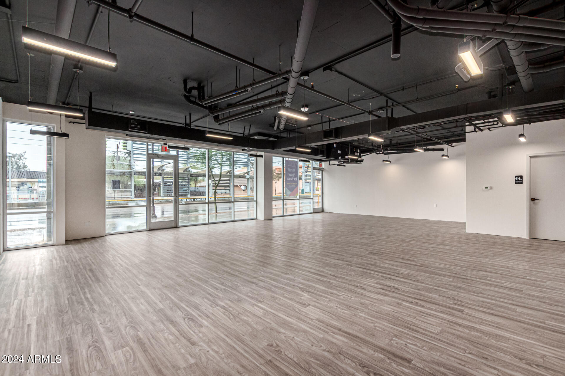 1811 E Apache Boulevard R4