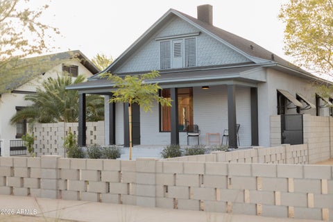 Photo of 138 N 11th Avenue, Phoenix, AZ 85007 (MLS # 6994183)