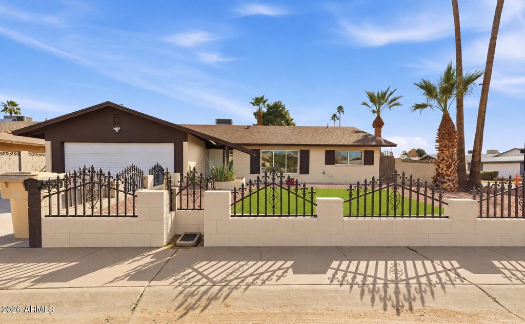 Photo of 4813 W Hayward Avenue, Glendale, AZ 85301 (MLS # 7079717)