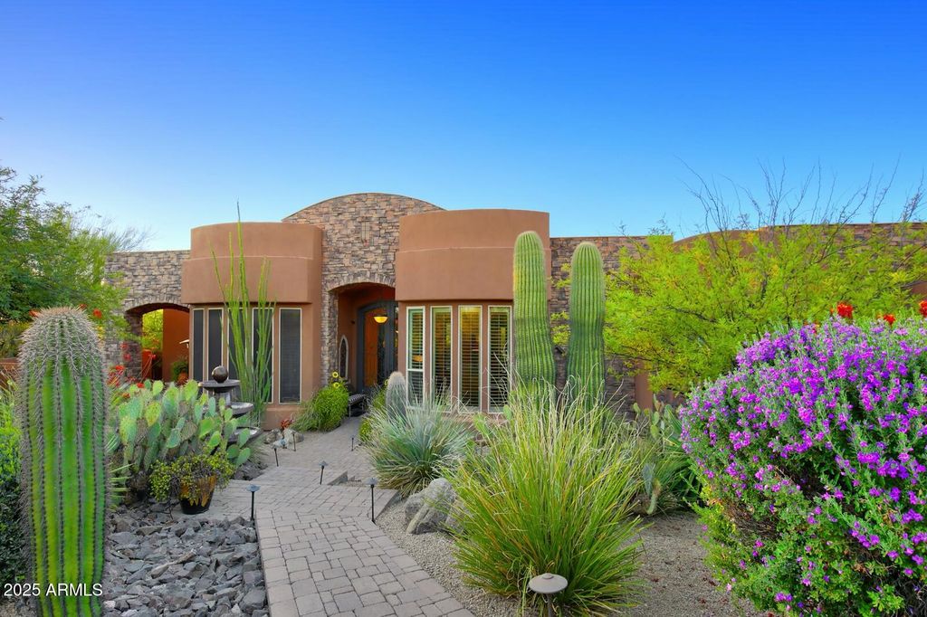 Photo of 35345 N Canyon Creek Court, Carefree, AZ 85377 (MLS # 6922948)