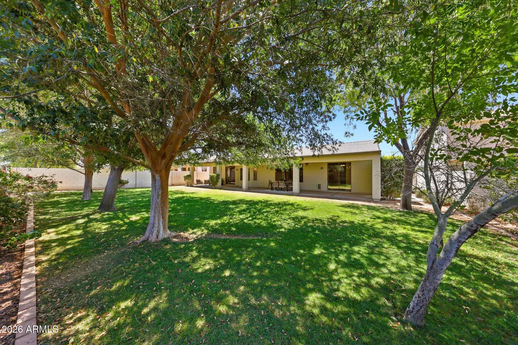 8216 W CROCUS Drive
