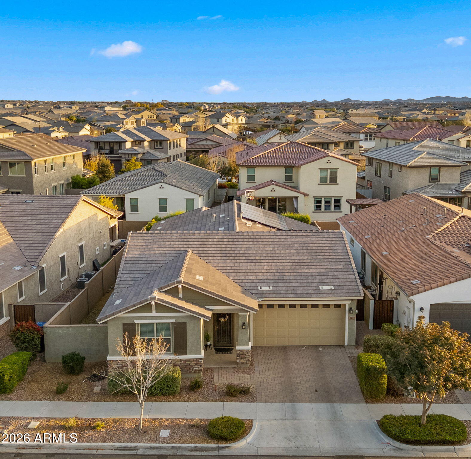 9741 E RESEARCH Avenue