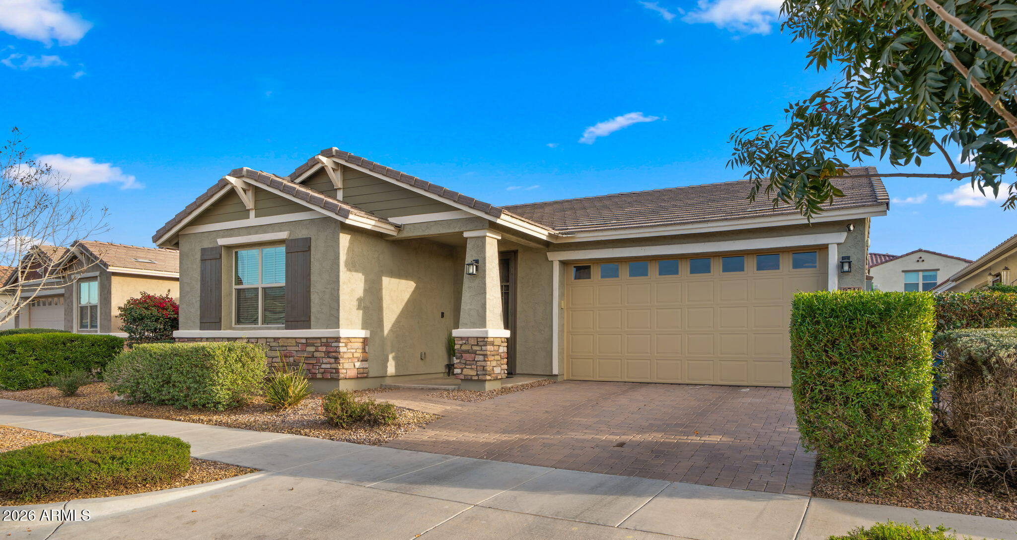 9741 E RESEARCH Avenue