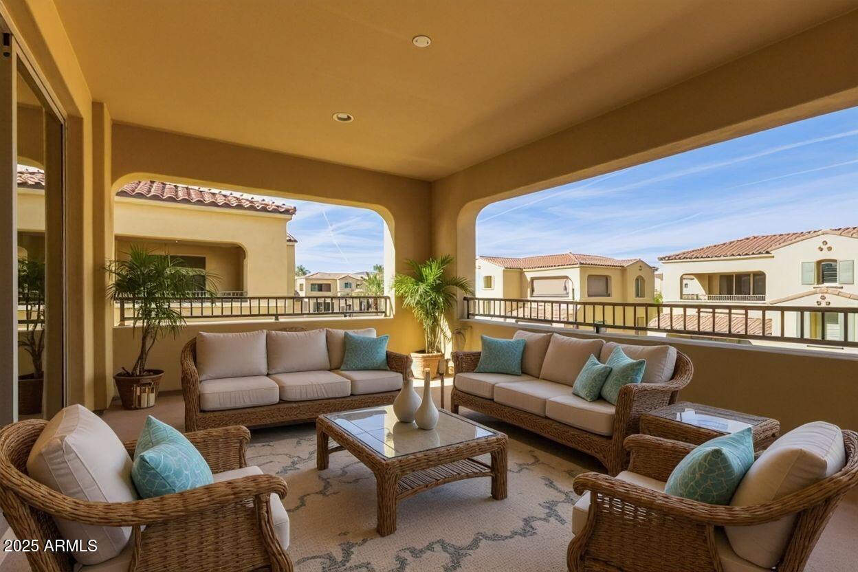 7097 W IVANHOE Street