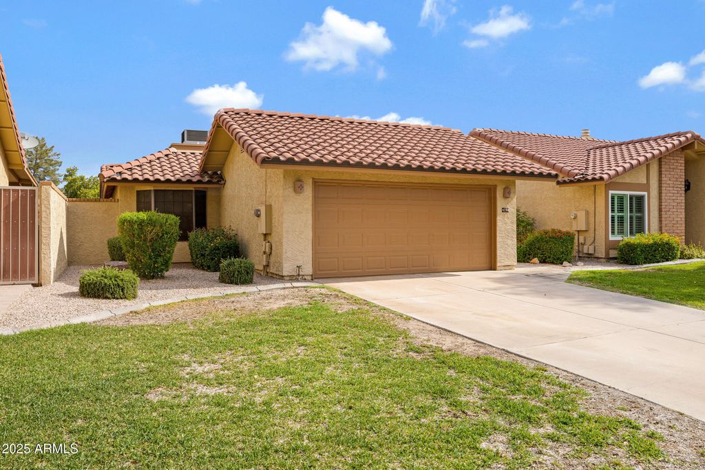 Photo of 4790 E Navajo Street, Phoenix, AZ 85044 (MLS # 7022538)