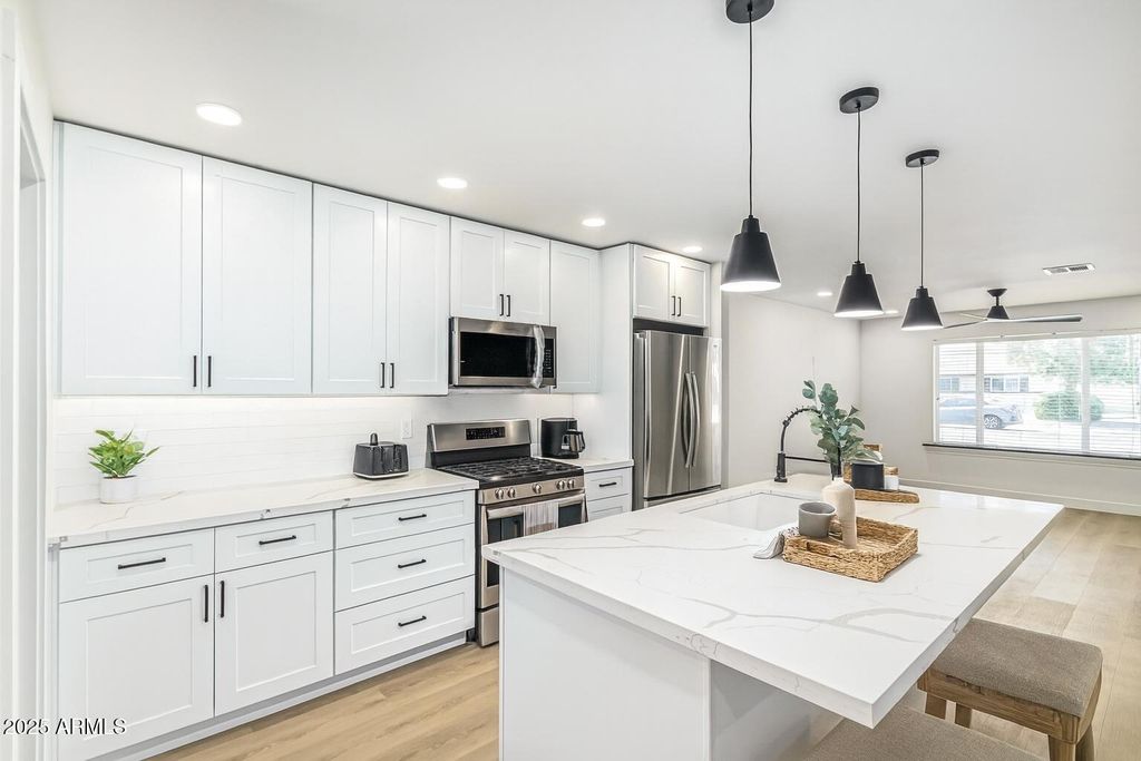 Photo of 500 E Hermosa Drive, Tempe, AZ 85282 (MLS # 6918508)