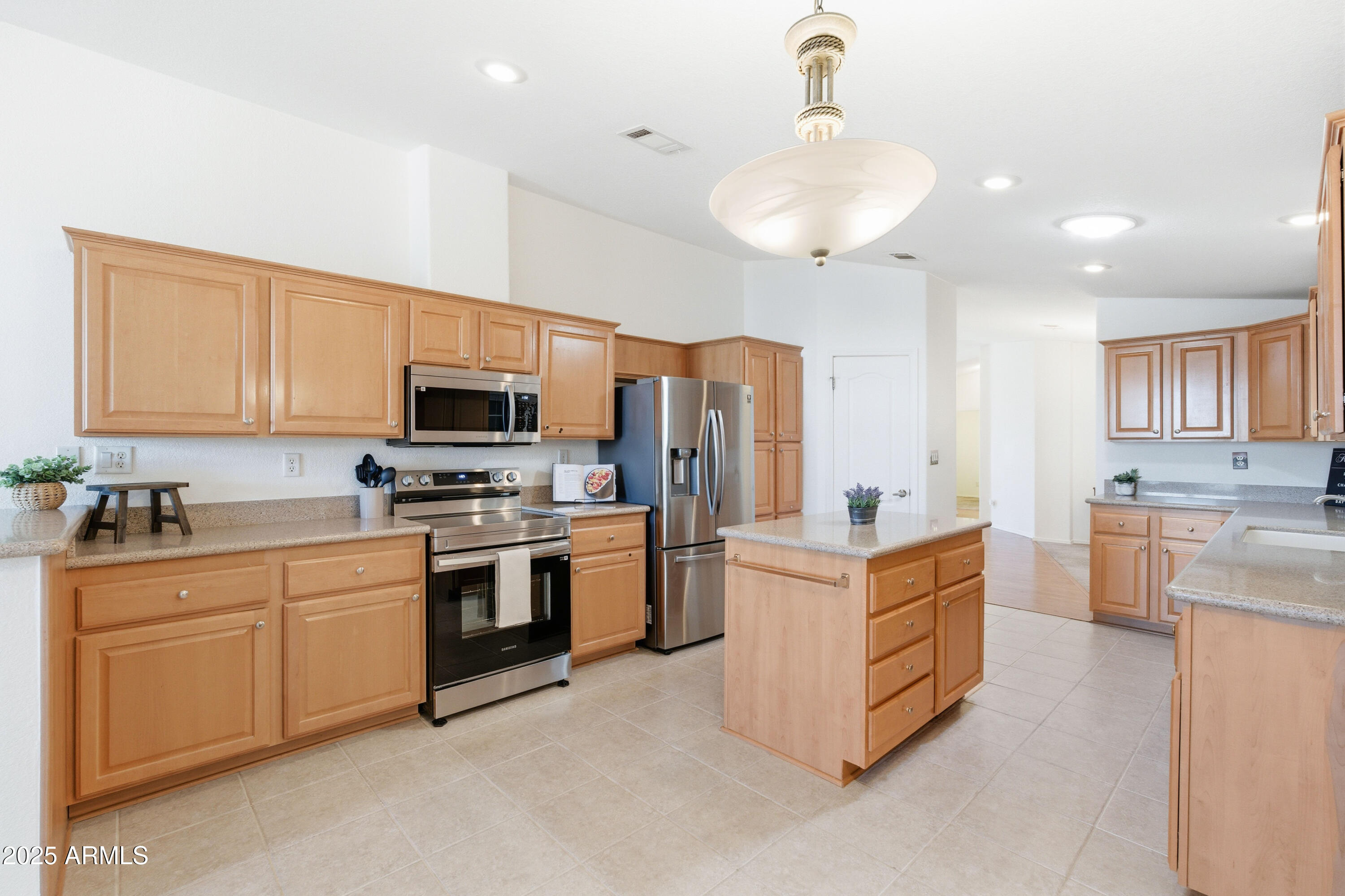 8840 E SUNLAND Avenue 142