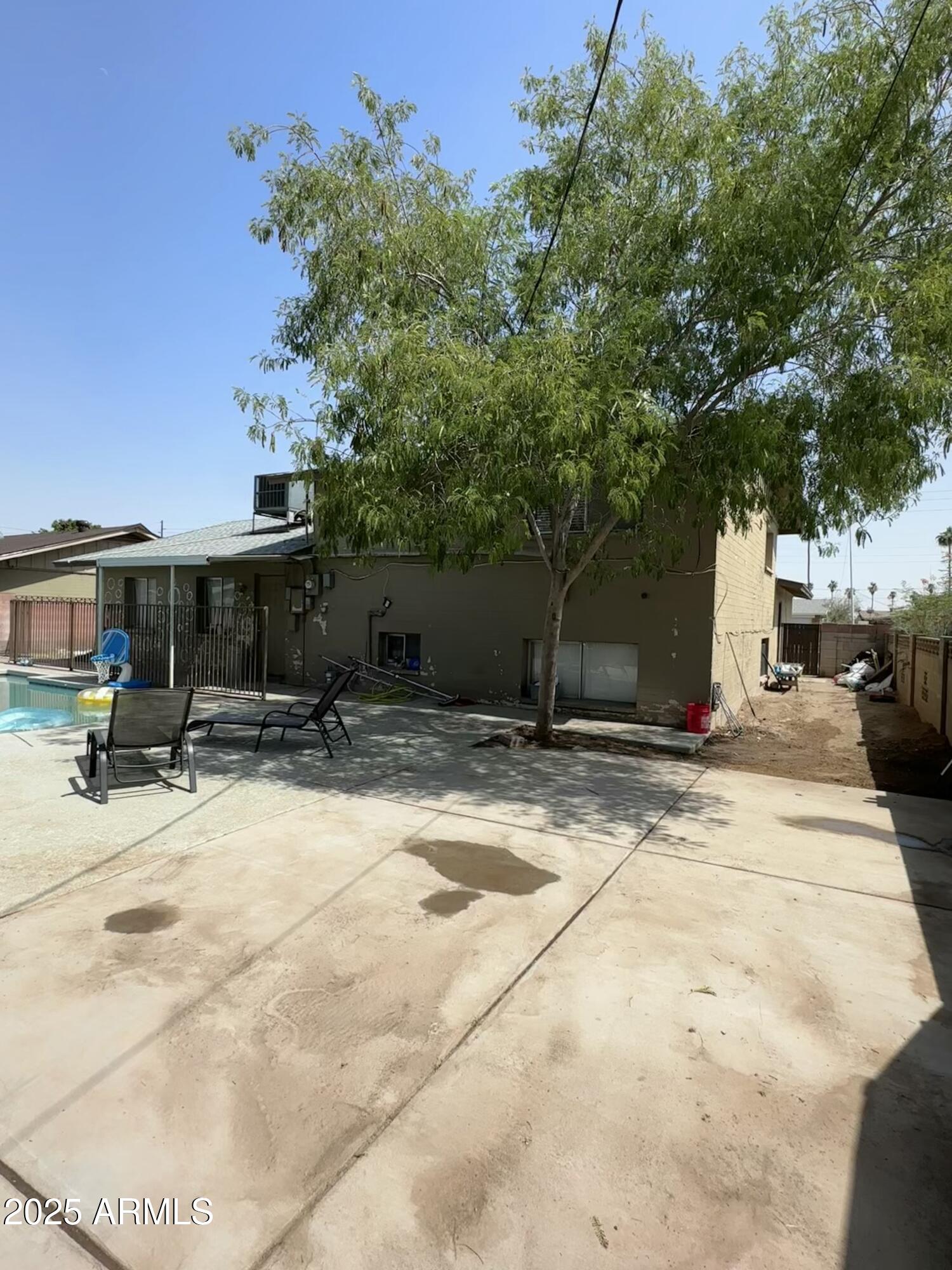 Homes 3 4316 W ROSE Lane