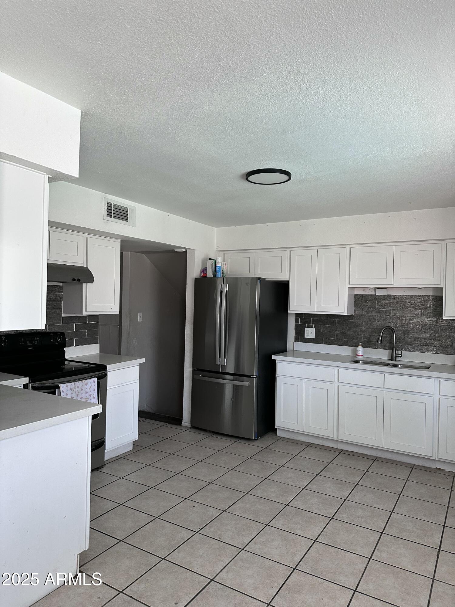 Homes 1 4316 W ROSE Lane