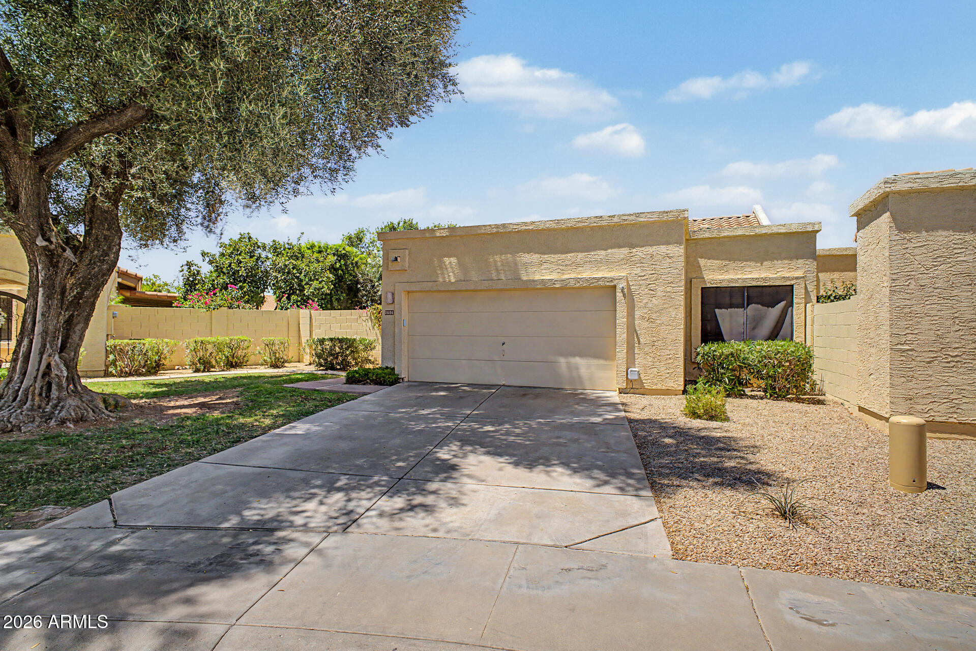 2626 N EL DORADO Place