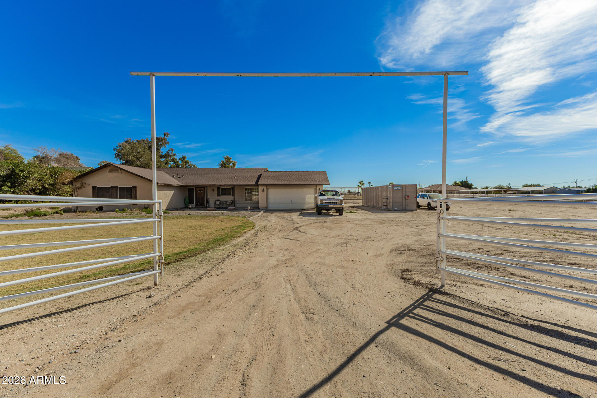 7649 N SARIVAL Avenue