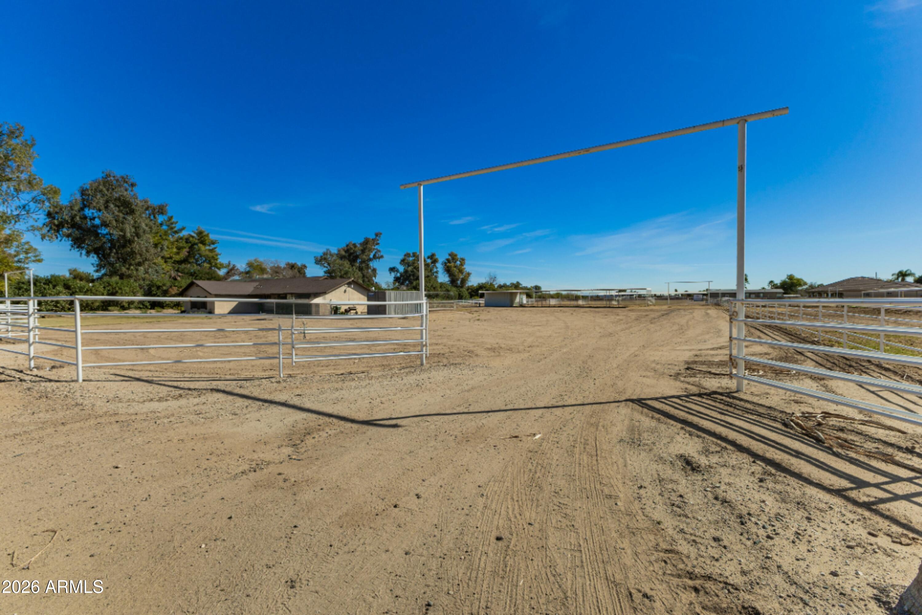 7649 N SARIVAL Avenue