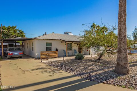 3327 N 18TH Avenue Phoenix AZ 85015