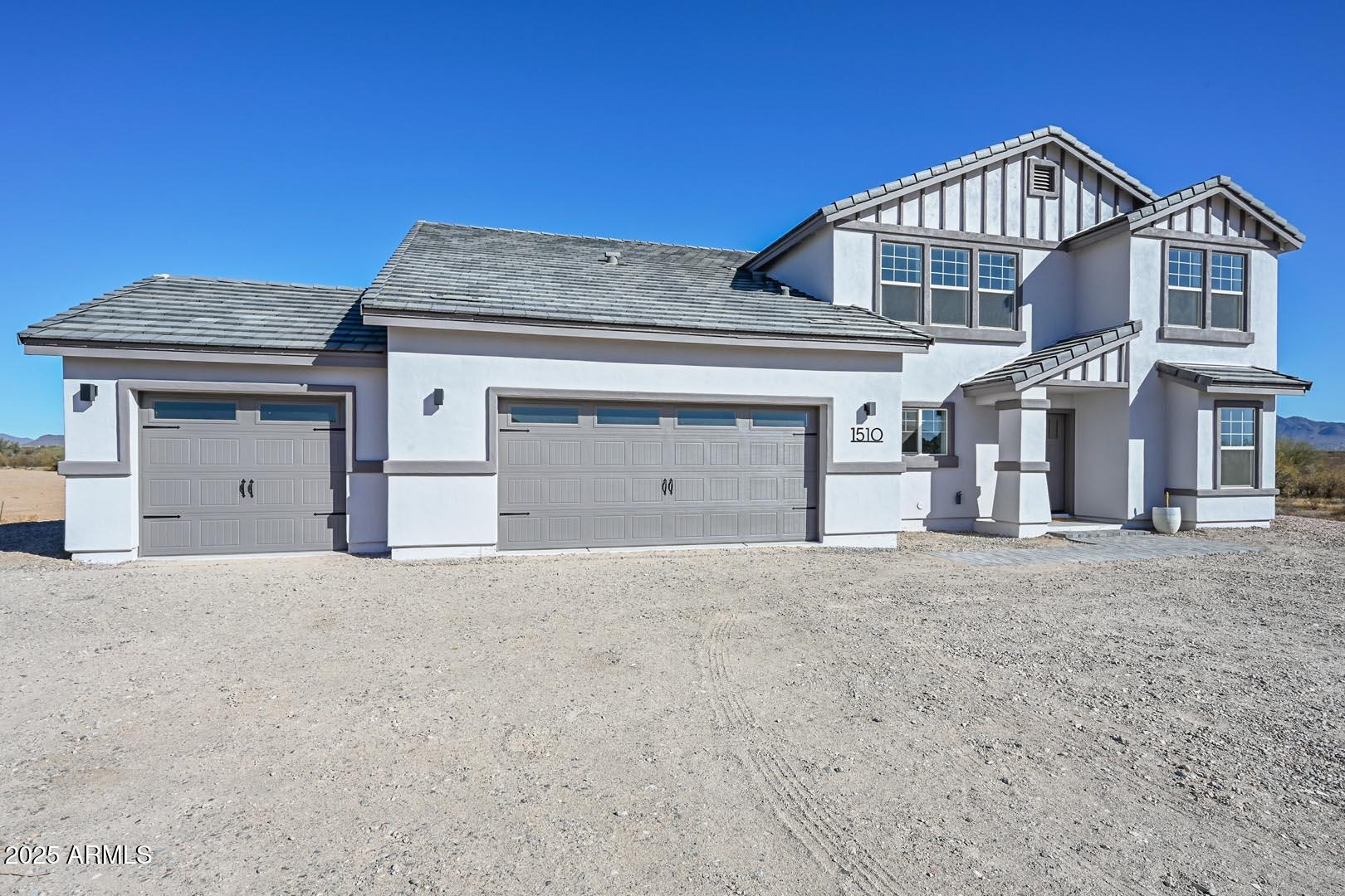 1510 E RED RANGE Way