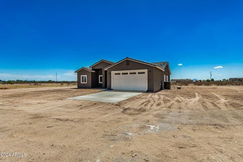 A home in Tonopah