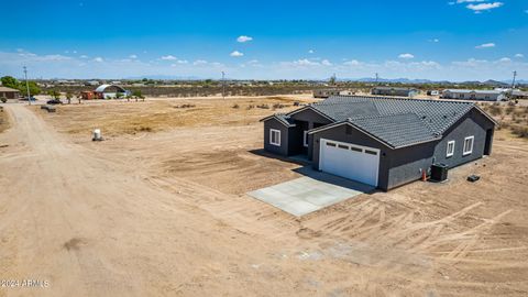 A home in Tonopah