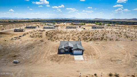 A home in Tonopah