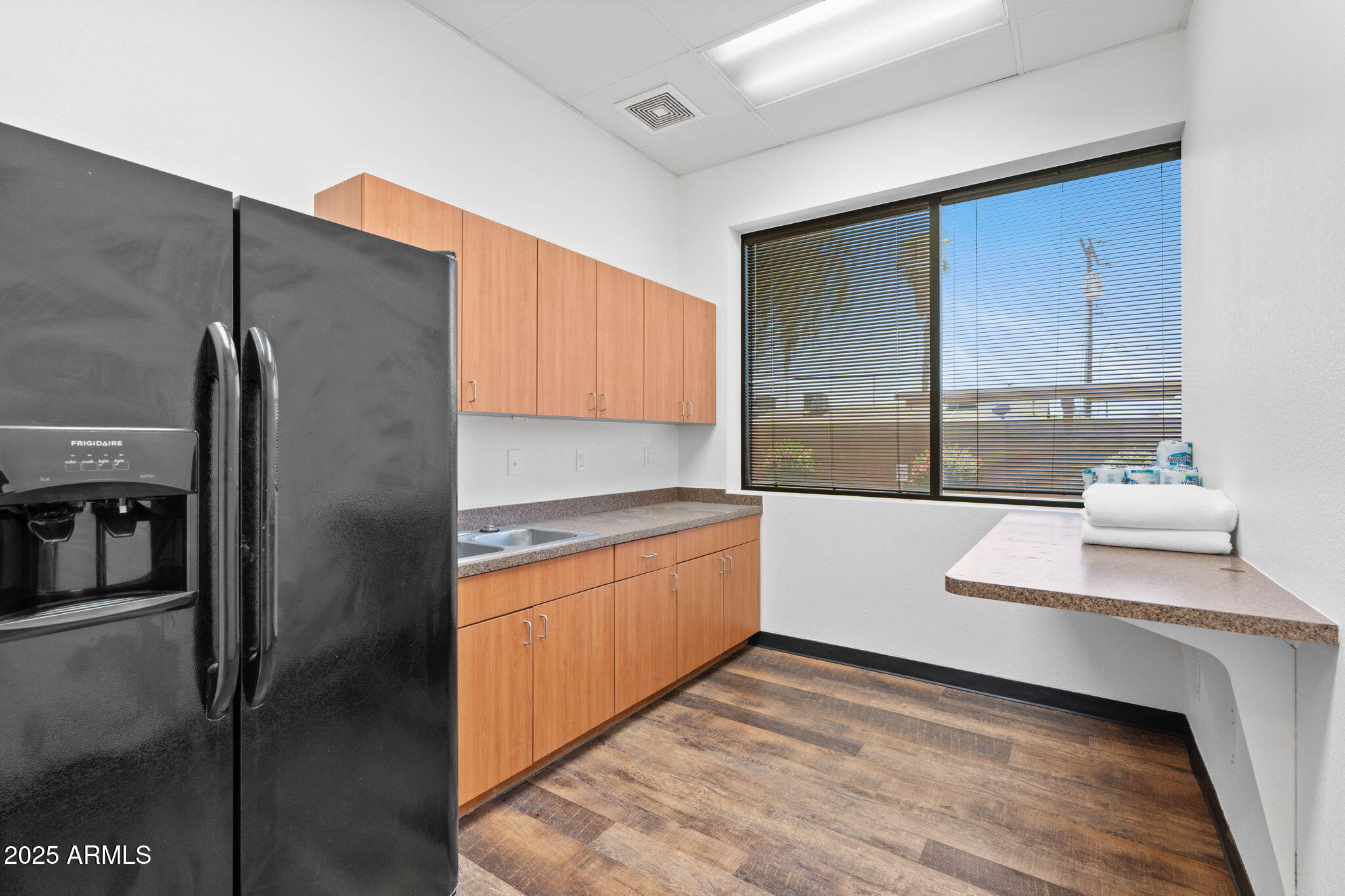 FAIRMONT BUSINESS CENTER CONDOMINIUM AMD - Commercial Sale