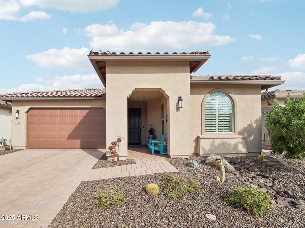 Photo of 13382 W Palo Brea Lane, Peoria, AZ 85383 (MLS # 6959674)