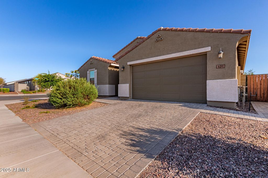 Photo of 4211 E Caitlin Drive, San Tan Valley, AZ 85140 (MLS # 6959037)