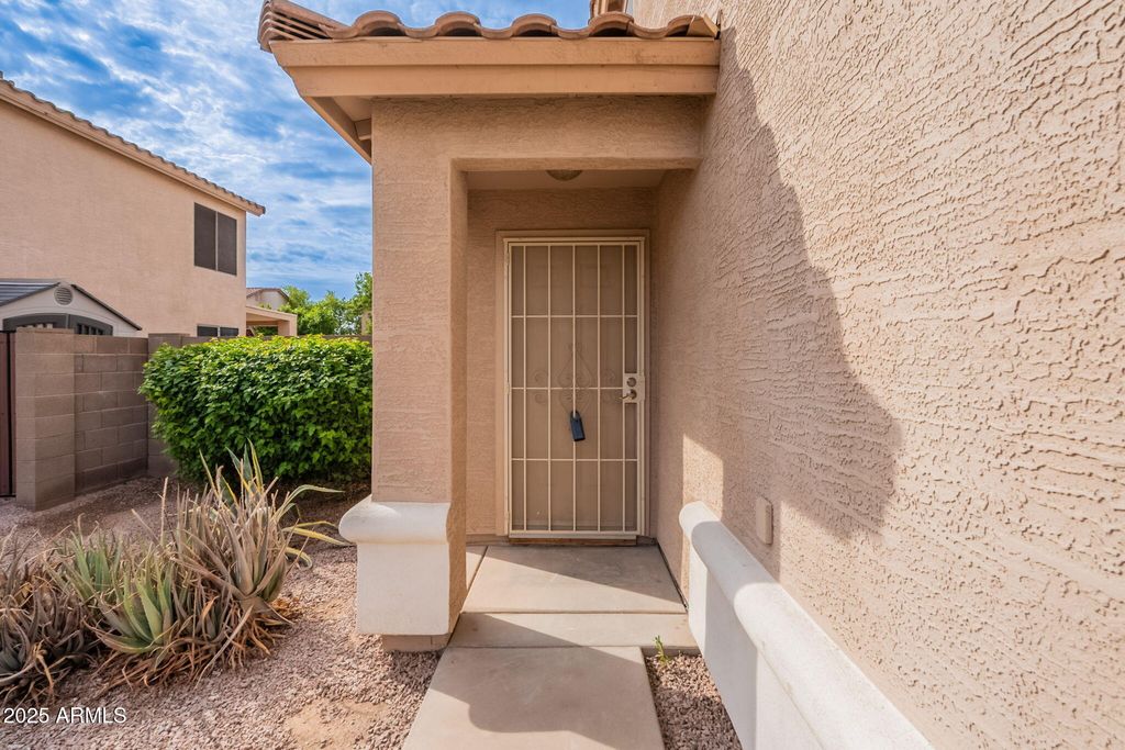 Photo of 543 W Scott Avenue, Gilbert, AZ 85233 (MLS # 6921317)