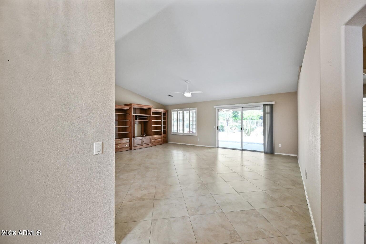 9222 E Crystal Drive