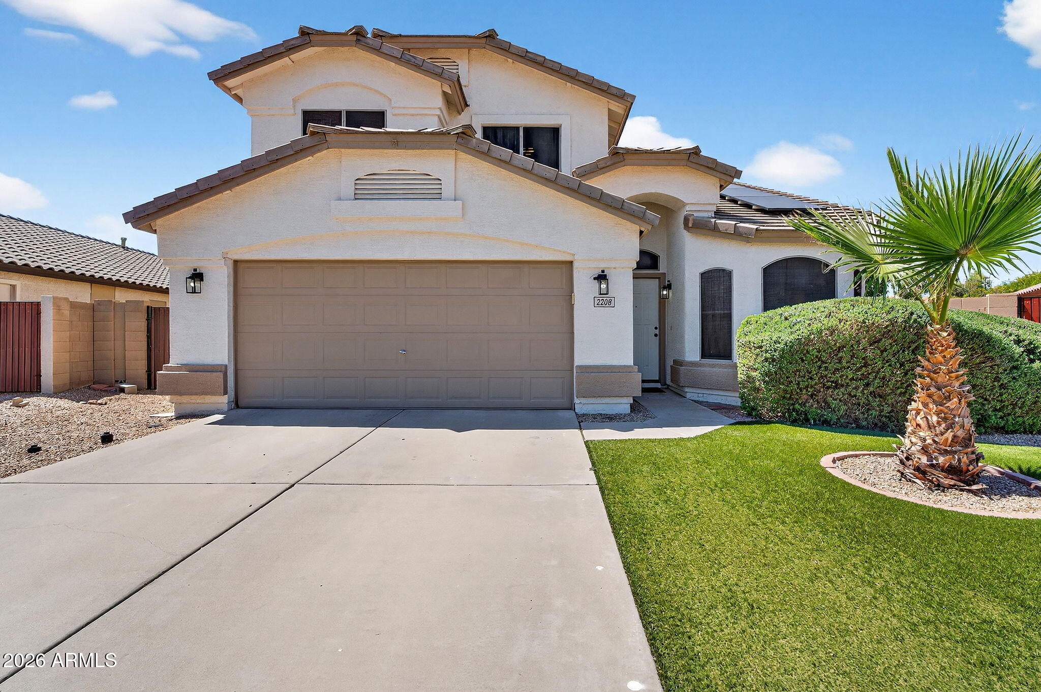 2208 S PEPPERTREE Court