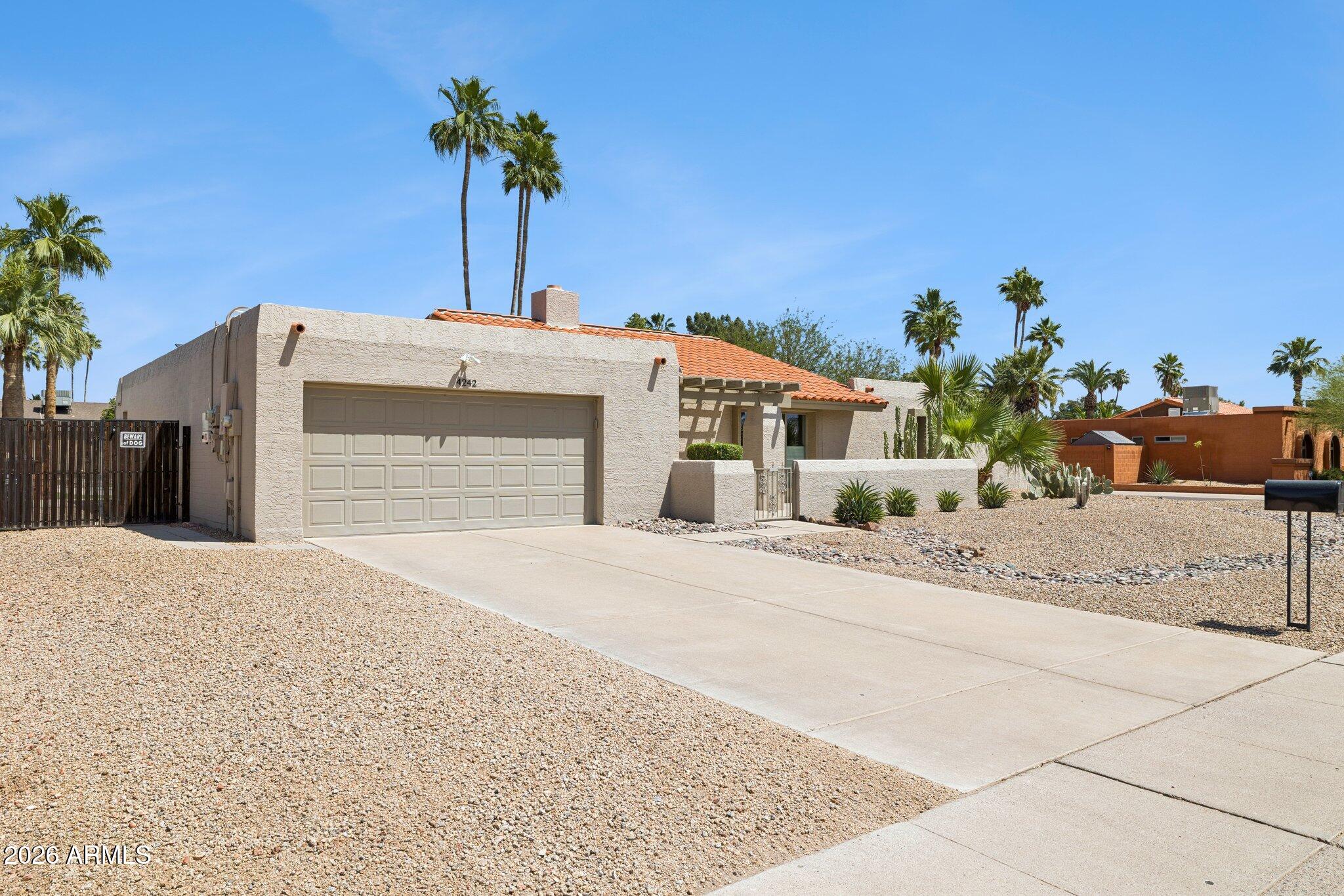 4242 E SHEENA Drive