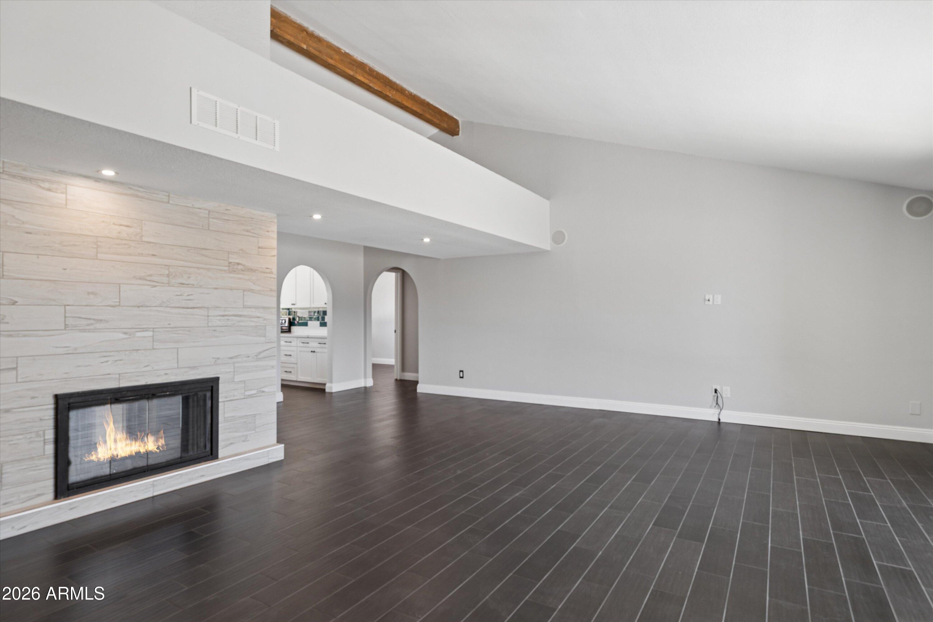 4242 E SHEENA Drive