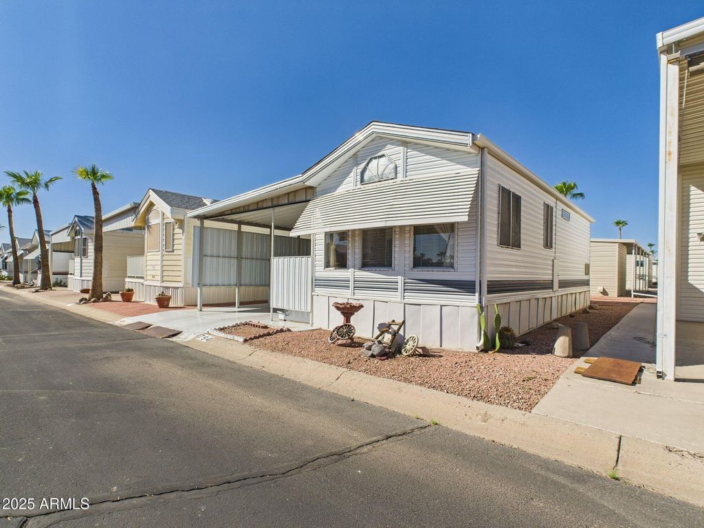 Photo of 794 S Cinnabar Drive #794, Apache Junction, AZ 85119 (MLS # 6929276)
