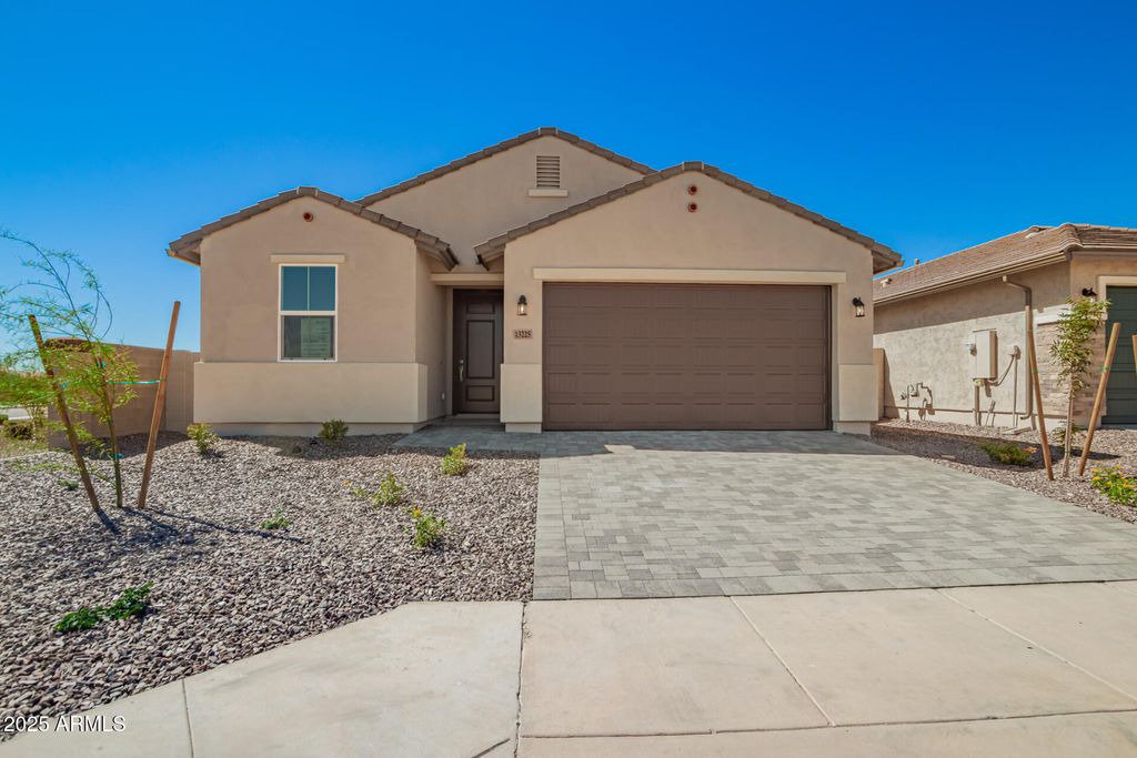 Photo of 13225 W Ranch Gate Road, Peoria, AZ 85383 (MLS # 6926760)