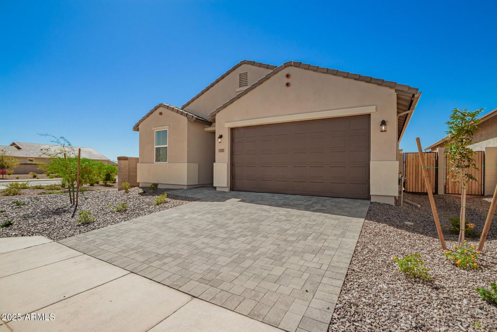 Photo of 13225 W Ranch Gate Road, Peoria, AZ 85383 (MLS # 6926760)