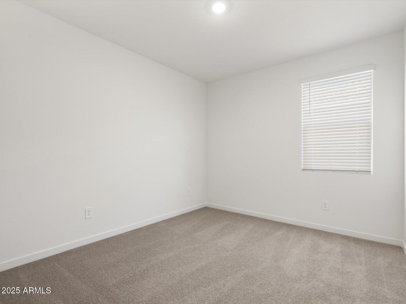 37230 W Montserrat Street