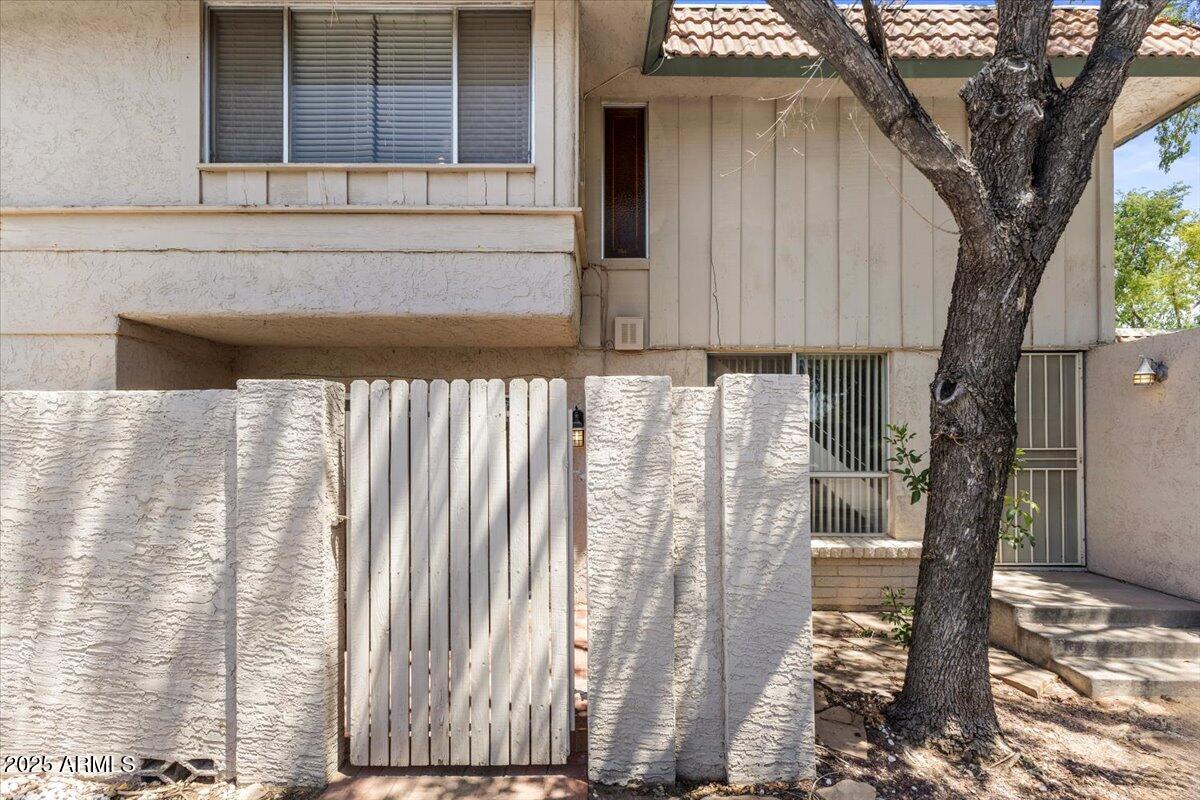 5621 S CAPTAIN KIDD Court D