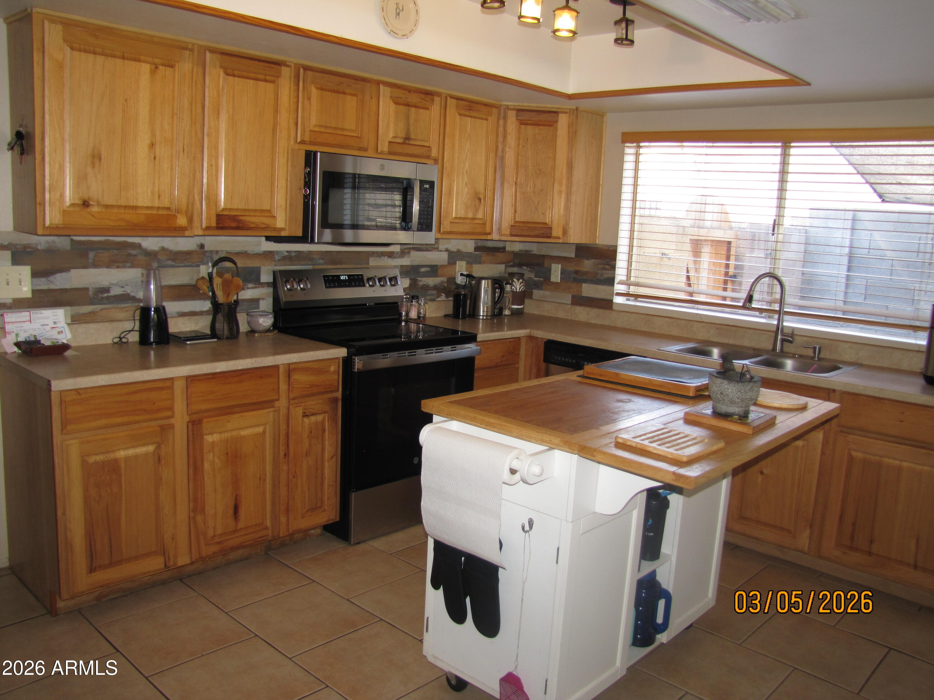 4854 W CINNABAR Avenue