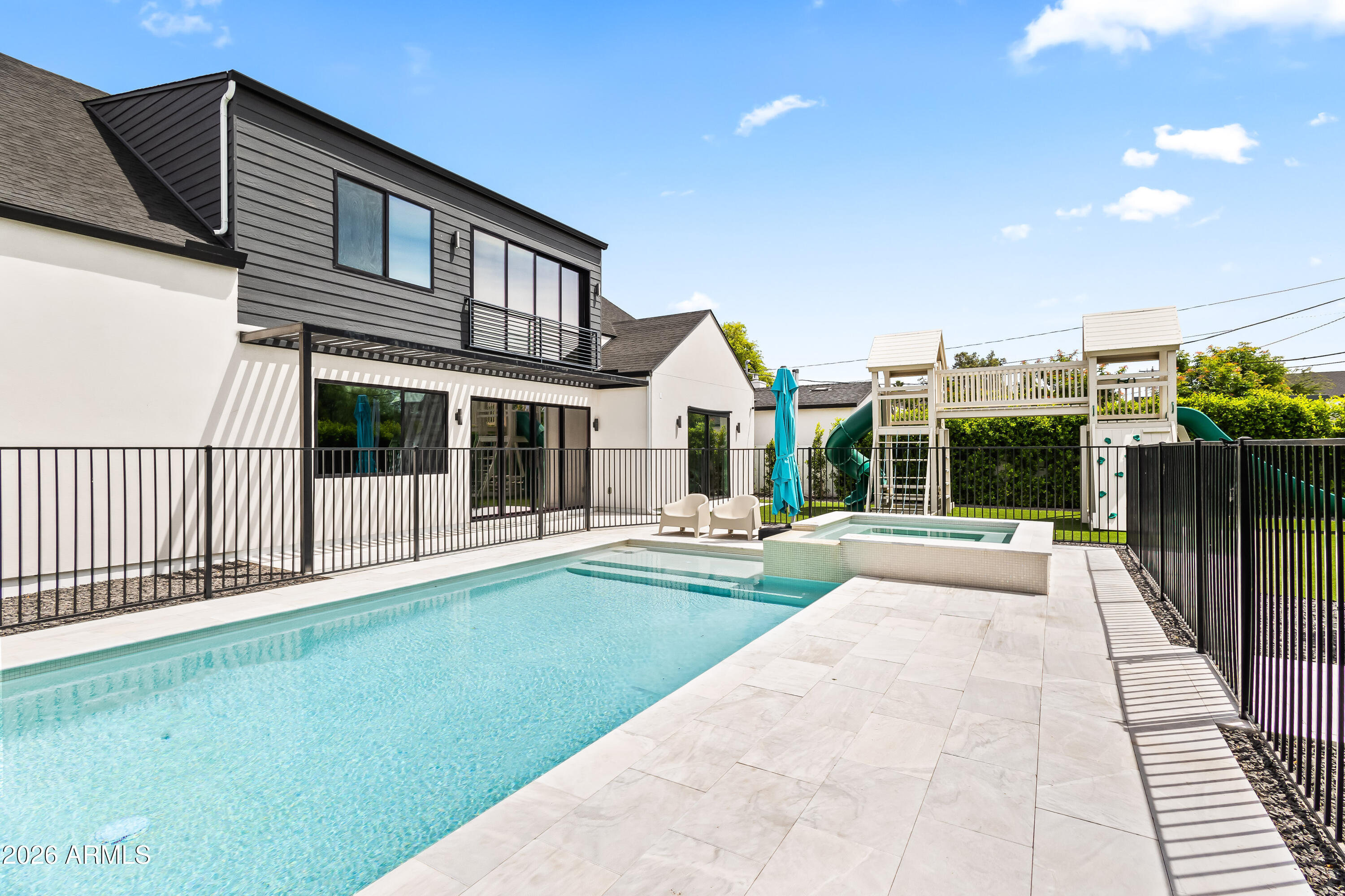 VOYLES TR - Residential