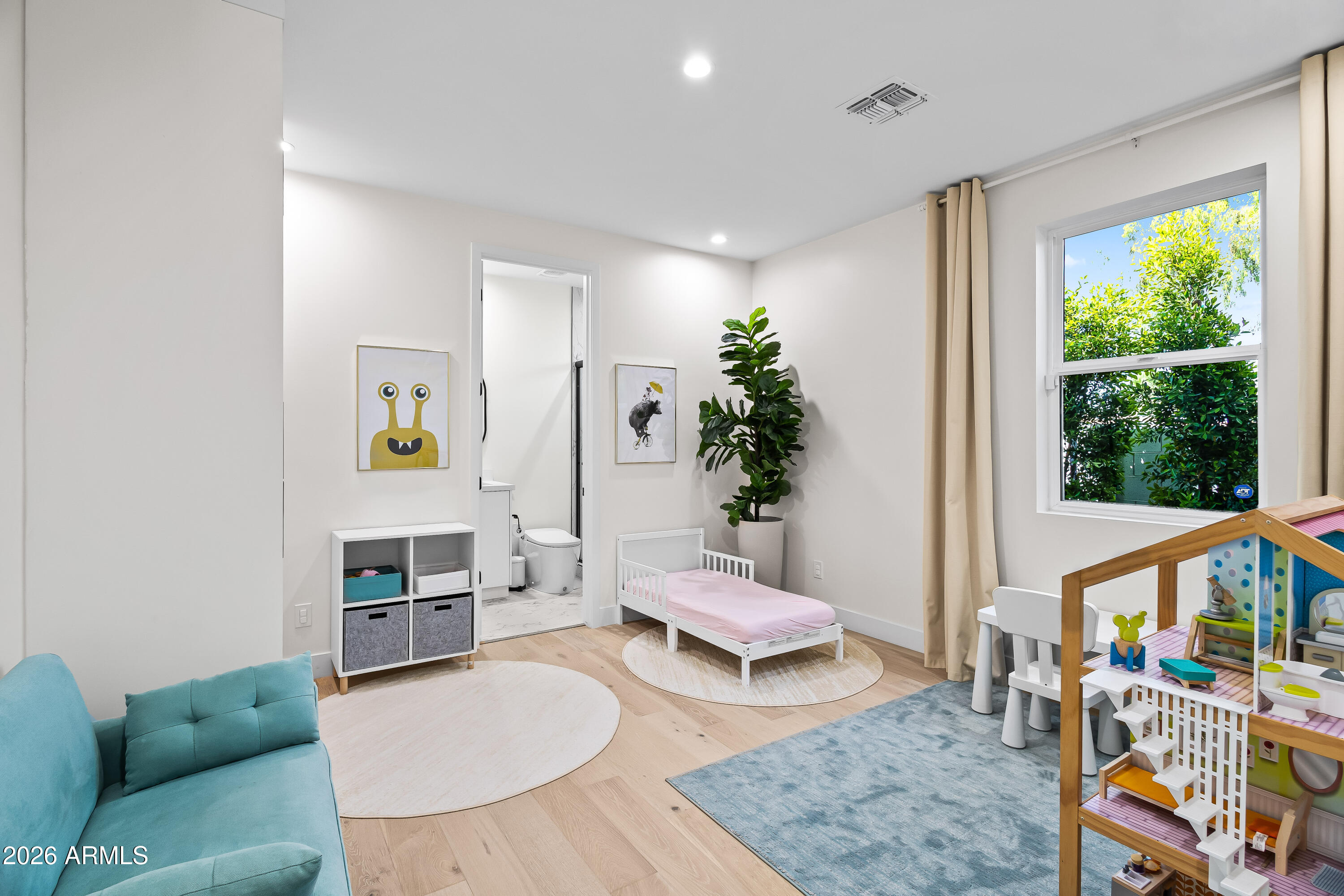VOYLES TR - Residential