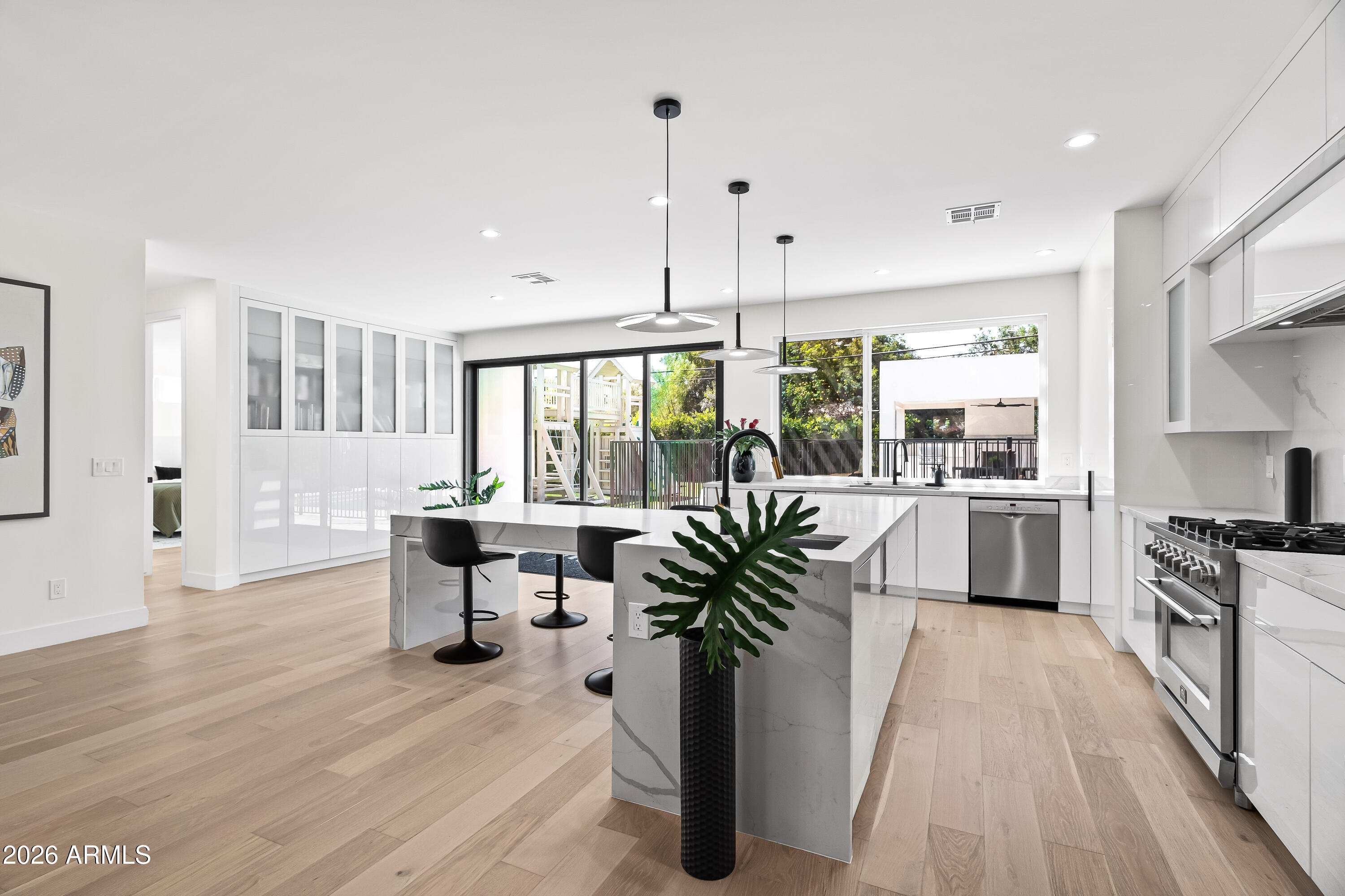 VOYLES TR - Residential