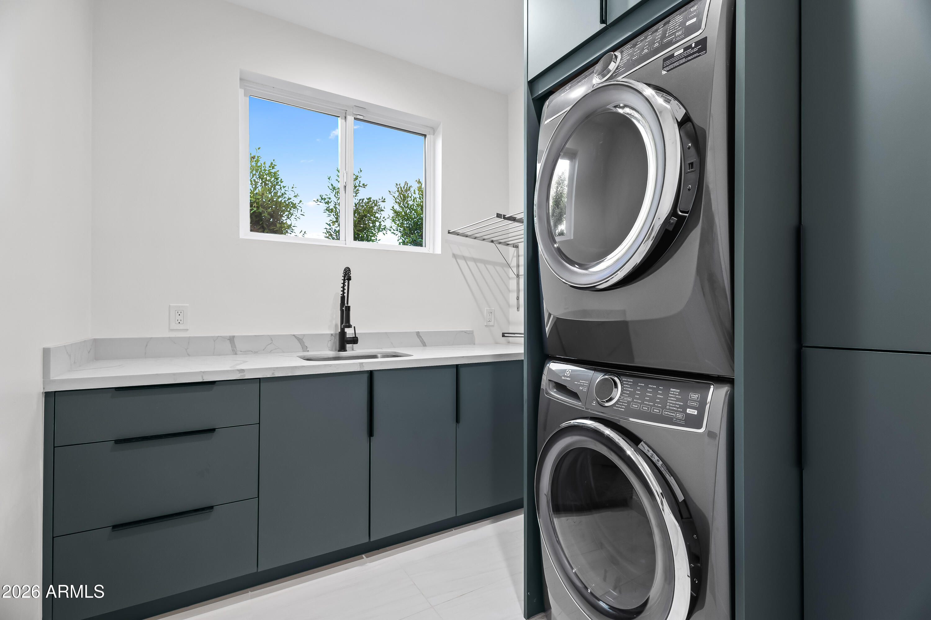 VOYLES TR - Residential