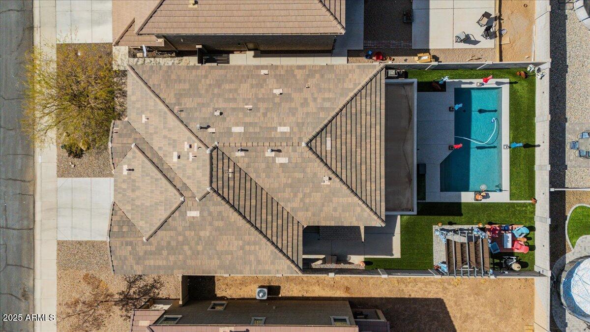 38100 W SANTA CLARA Avenue