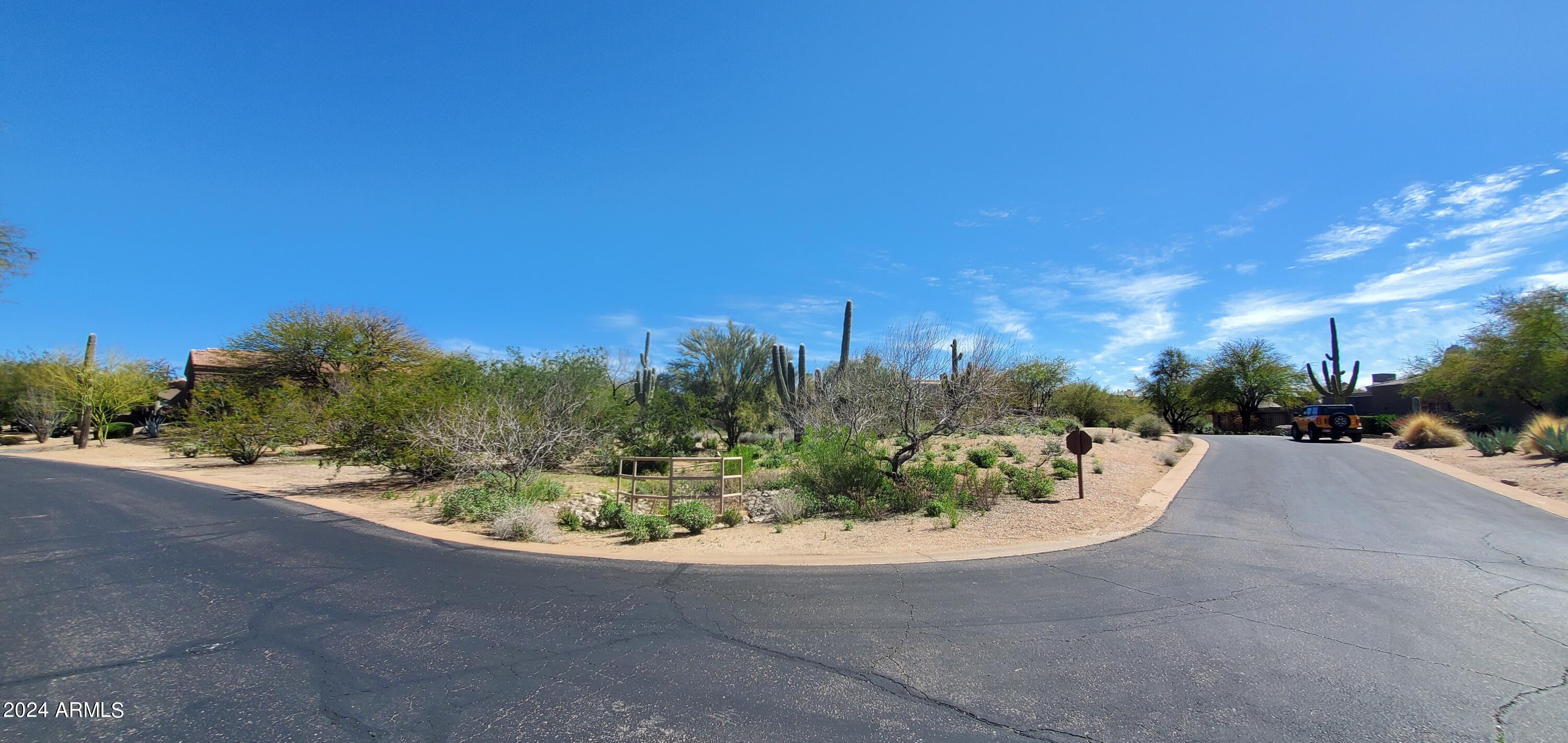 9866 E MONUMENT Drive 307