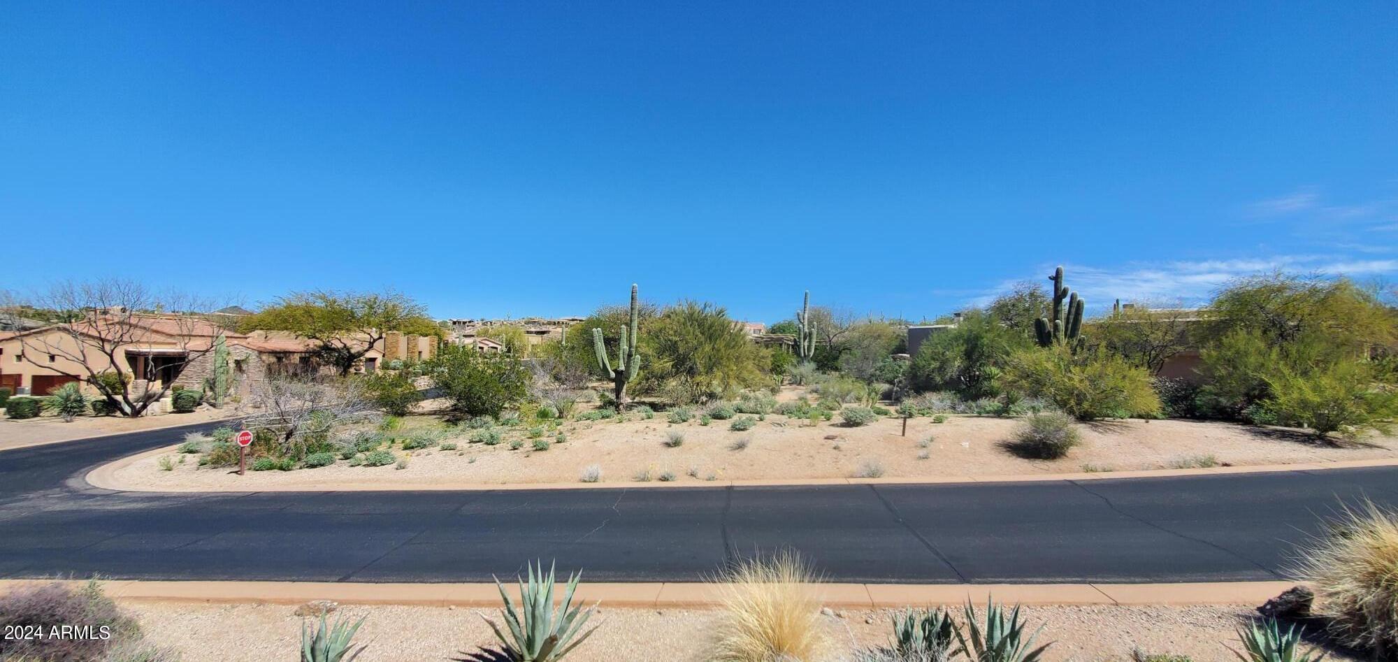 9866 E MONUMENT Drive 307