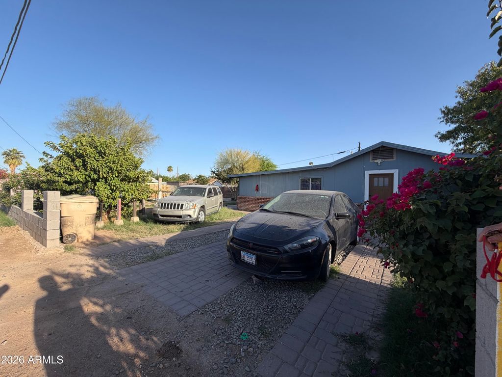 Photo of 6019 W Orangewood Avenue, Glendale, AZ 85301 (MLS # 7016272)
